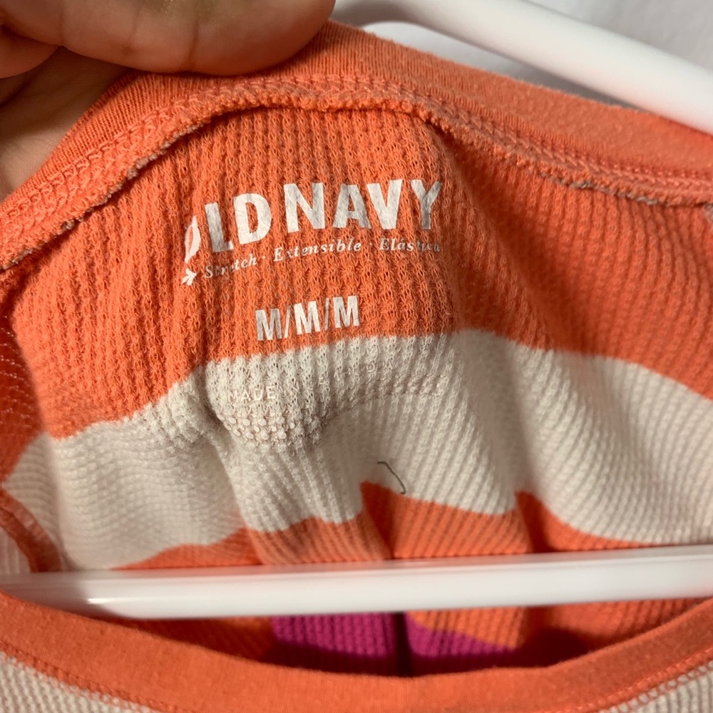 Pink/white/orange sweater
